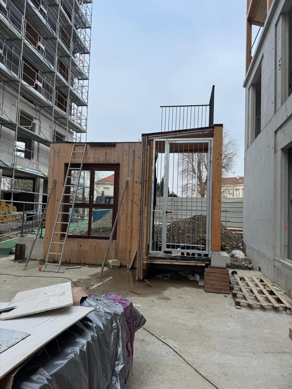 /public/Nanterre/Nanterre08.jpg
